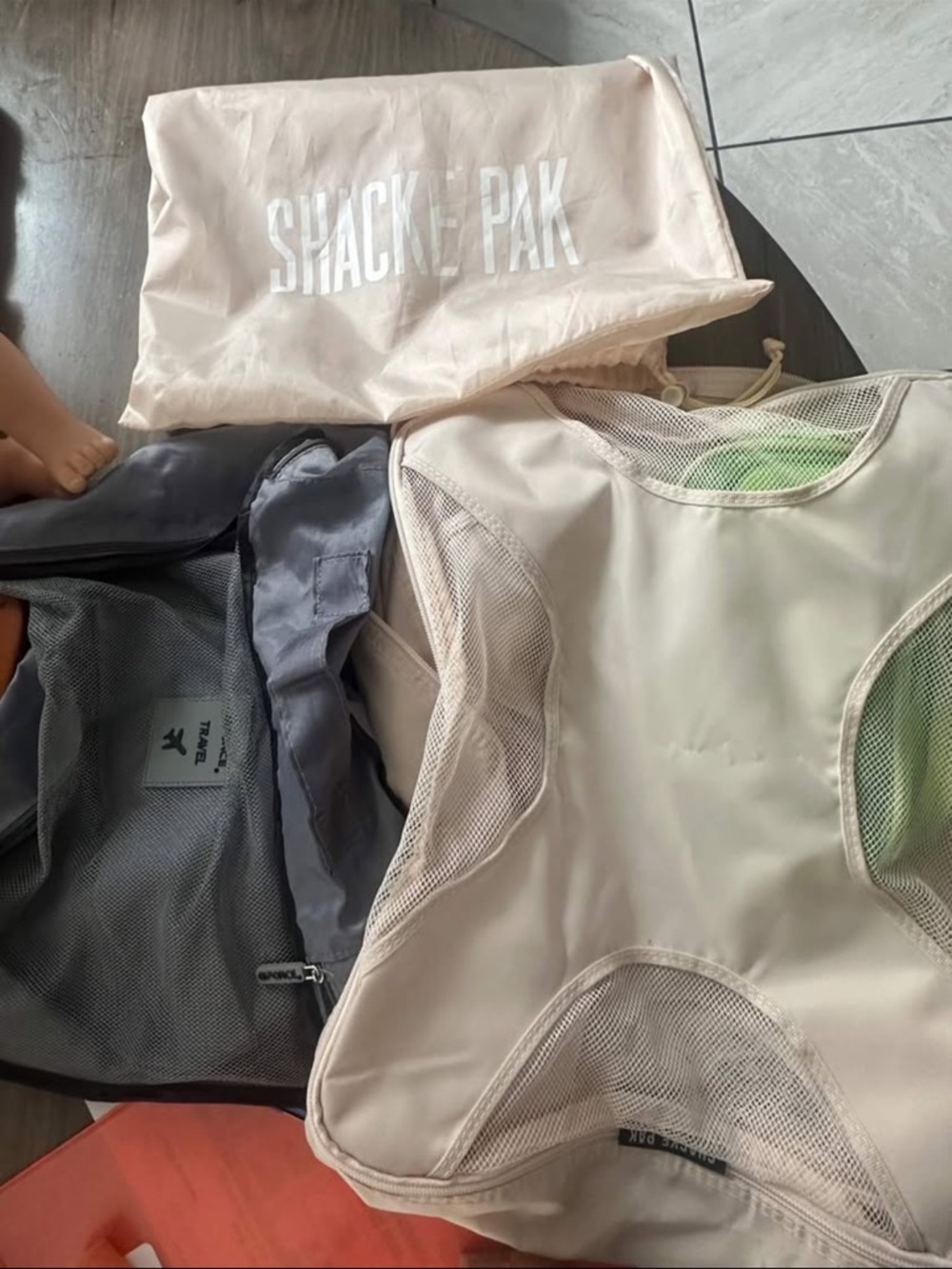 Shacke-Pak Lightweight Travel Packing Cubes Set - Cream & Gray